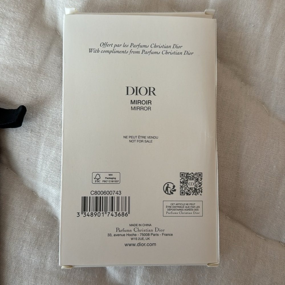 New DIOR Mirror Card Case - Picture 4 of 6